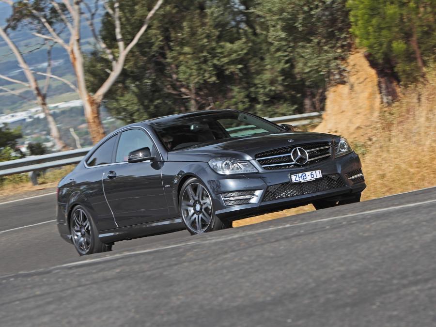  Mercedes-Benz C250 Coupe Sport 2012 года  (AU) (фото 6 из 13)